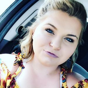 Meet your Posher, Kassie